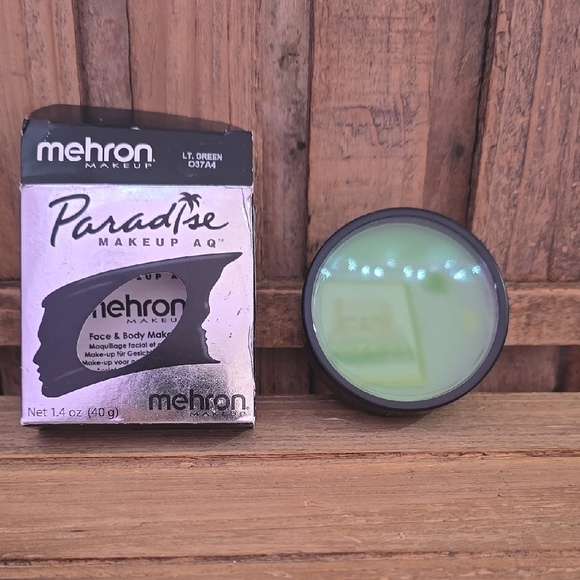mehron Other - Mehron Makeup Paradise-LT Green